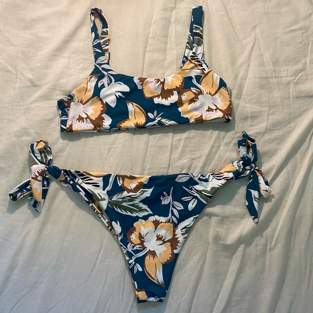 XL SHEIN Bikini